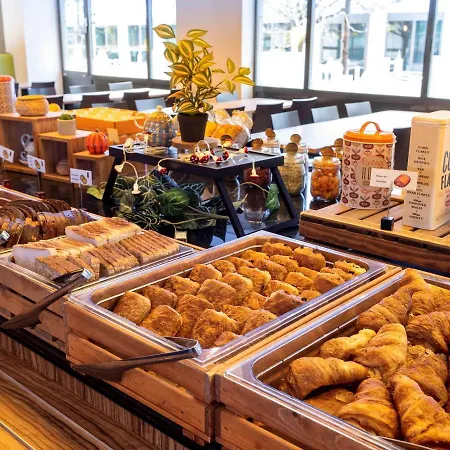 Hotel Ibis Brussels Centre Gare Du Midi 3*